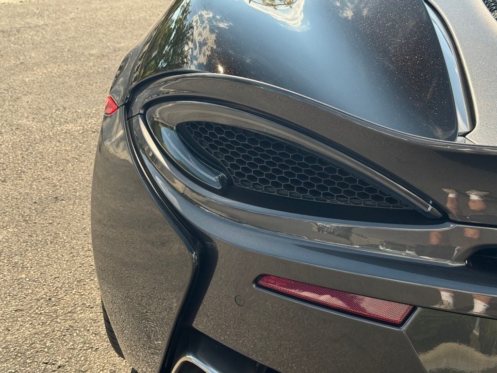 2019 McLaren 570S Base