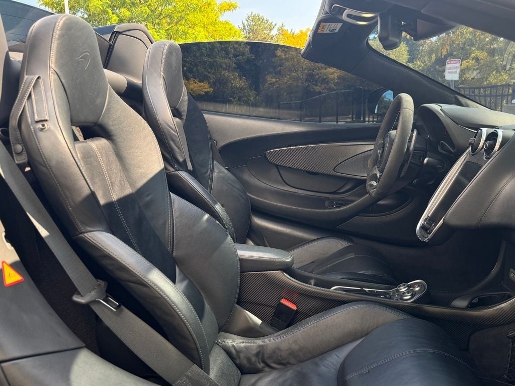 2019 McLaren 570S Base