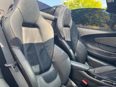 2019 McLaren 570S Base