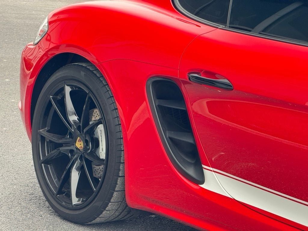 2021 Porsche 718 Cayman Base