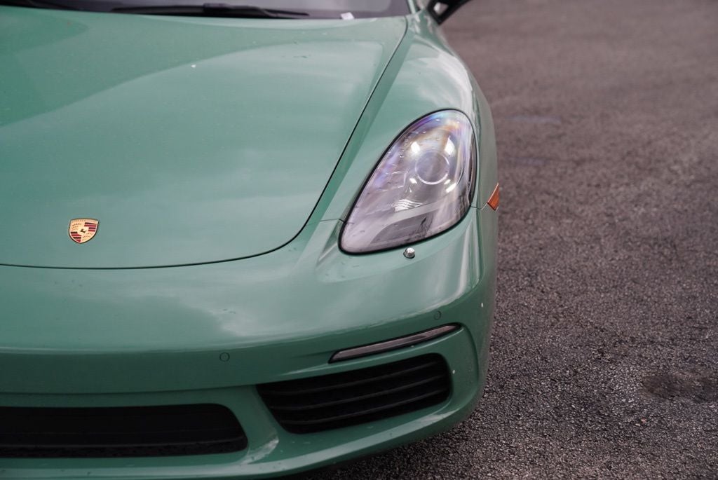 2025 Porsche 718 Cayman S