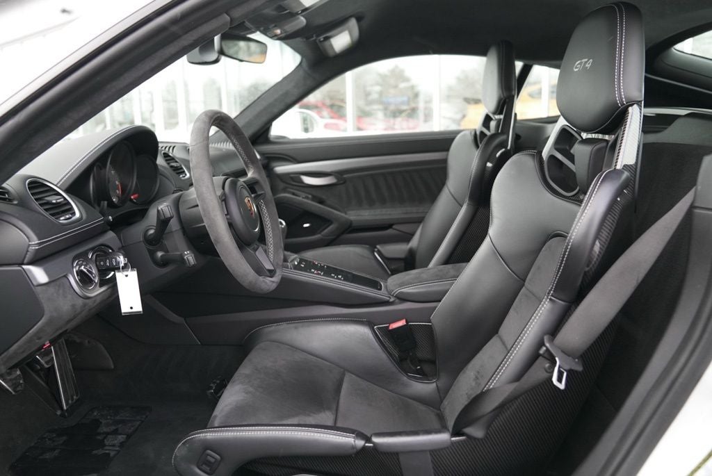 2020 Porsche 718 Cayman GT4