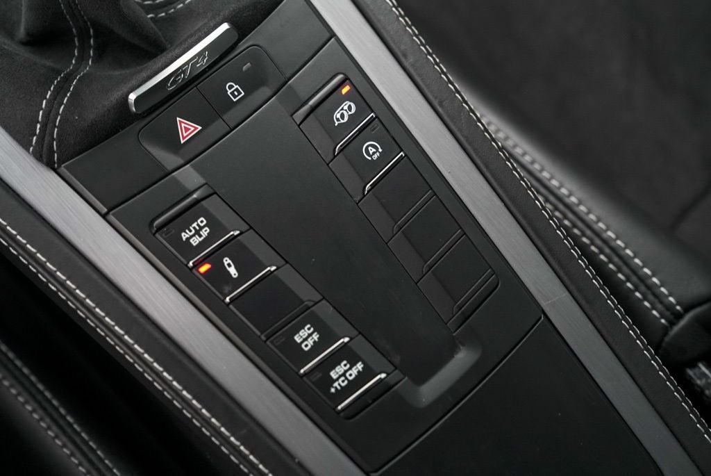 2020 Porsche 718 Cayman GT4