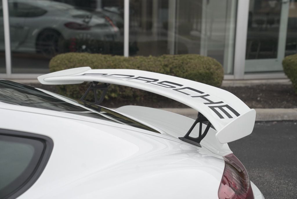 2016 Porsche Cayman GT4