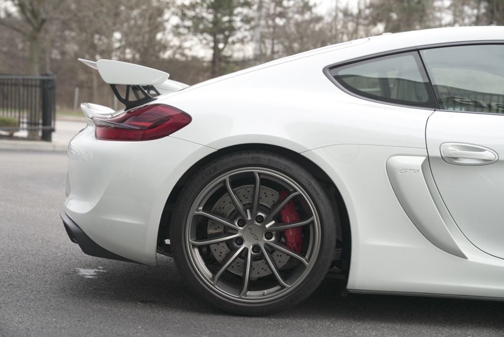 2016 Porsche Cayman GT4