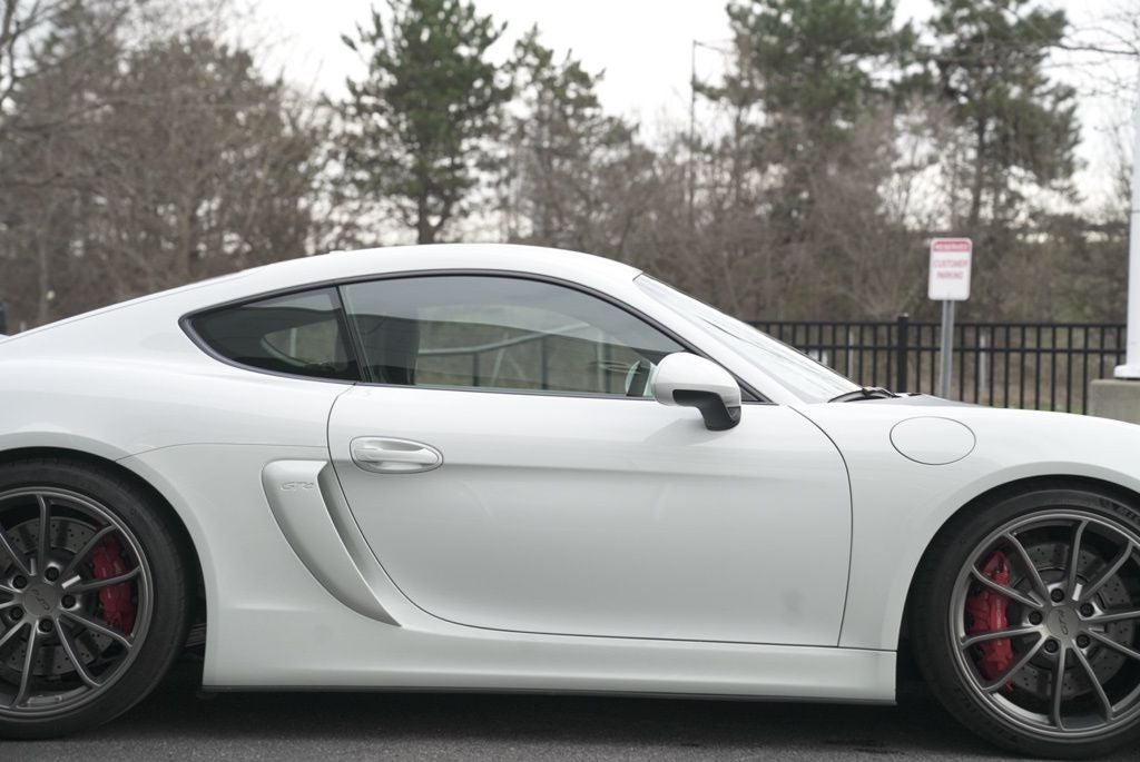 2016 Porsche Cayman GT4