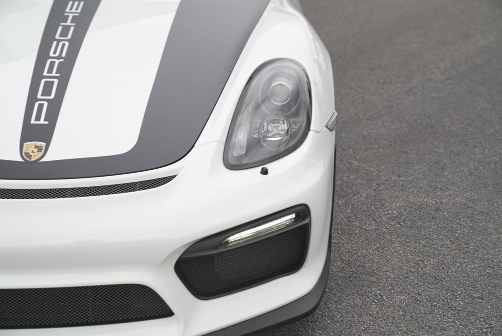 2016 Porsche Cayman GT4