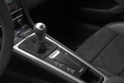 2016 Porsche Cayman GT4