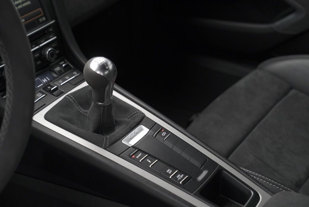 2016 Porsche Cayman GT4