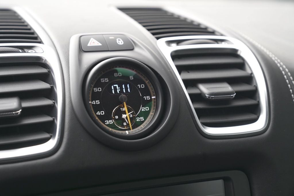 2016 Porsche Cayman GT4