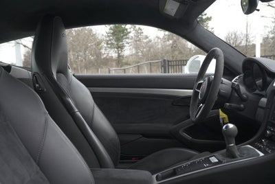 2016 Porsche Cayman GT4