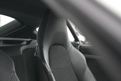 2016 Porsche Cayman GT4