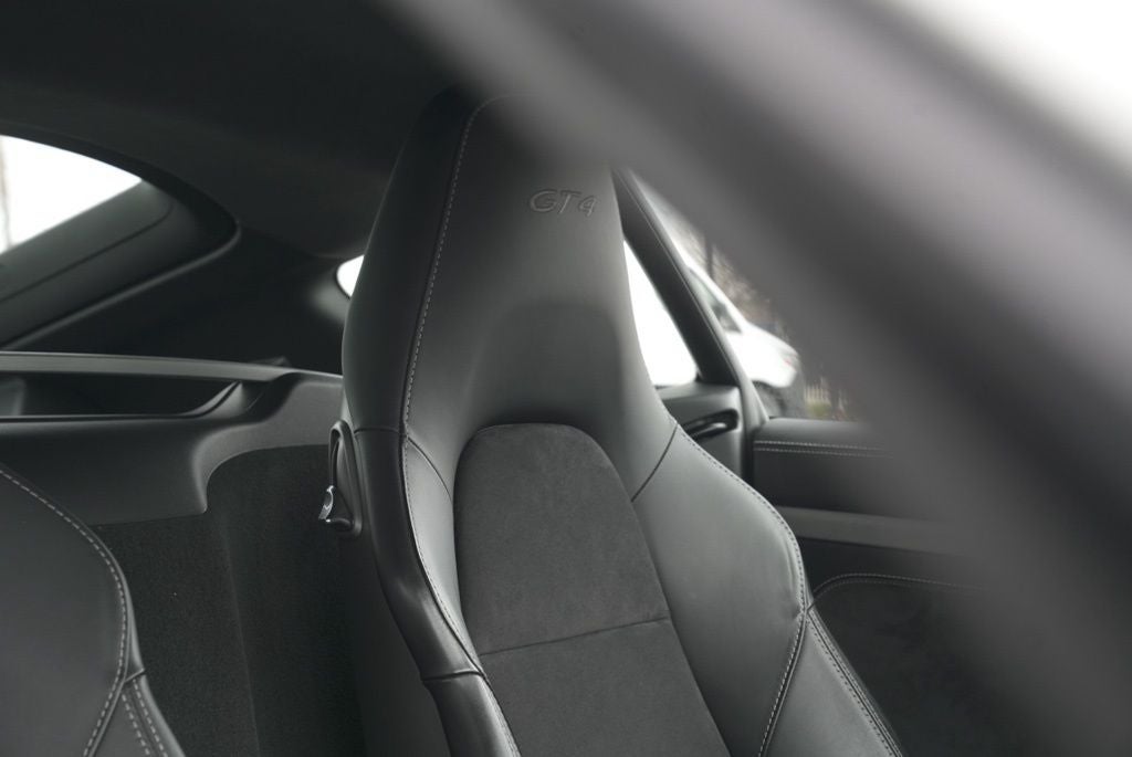 2016 Porsche Cayman GT4