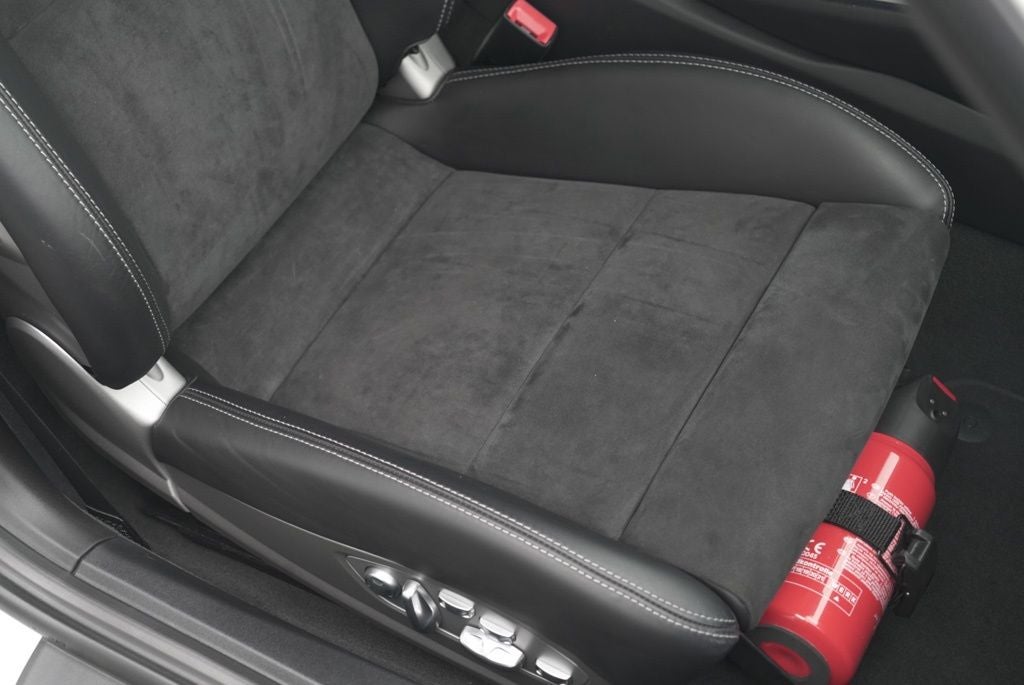 2016 Porsche Cayman GT4