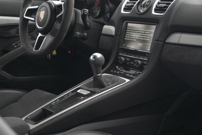 2016 Porsche Cayman GT4