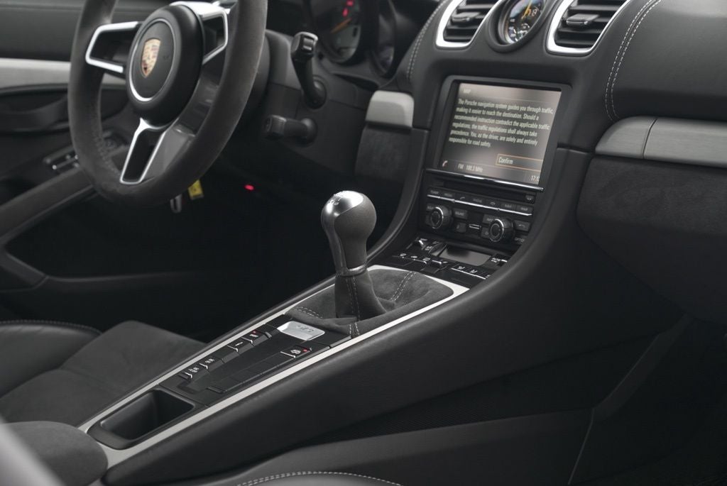 2016 Porsche Cayman GT4