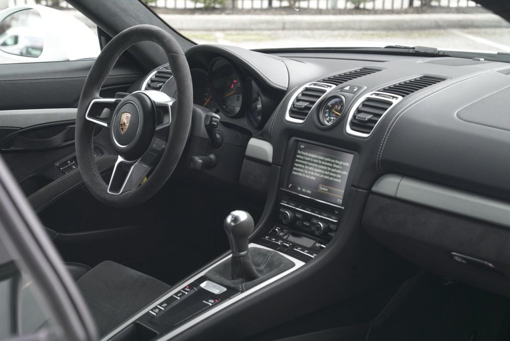 2016 Porsche Cayman GT4