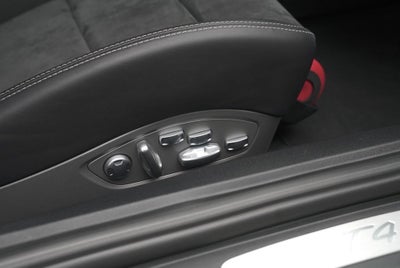 2016 Porsche Cayman GT4