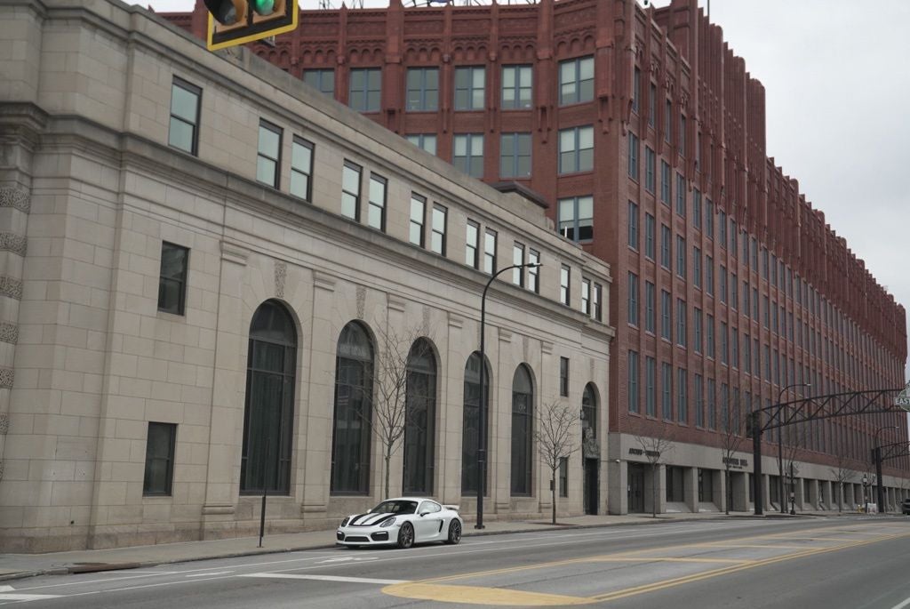 2016 Porsche Cayman GT4