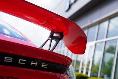 2023 Porsche 718 Cayman GT4