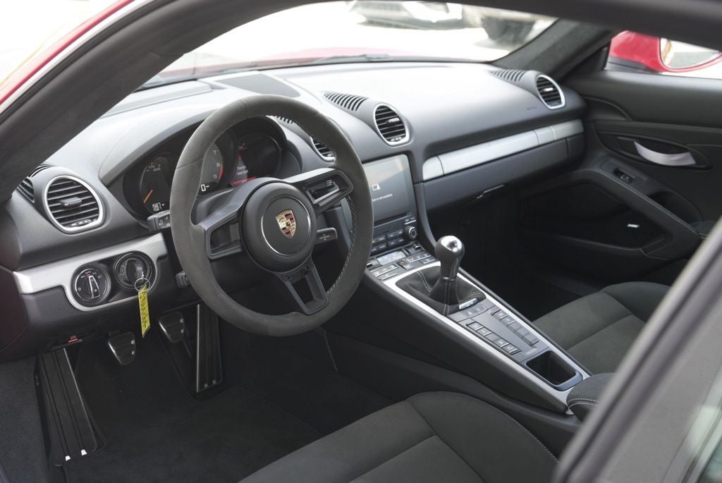 2023 Porsche 718 Cayman GT4
