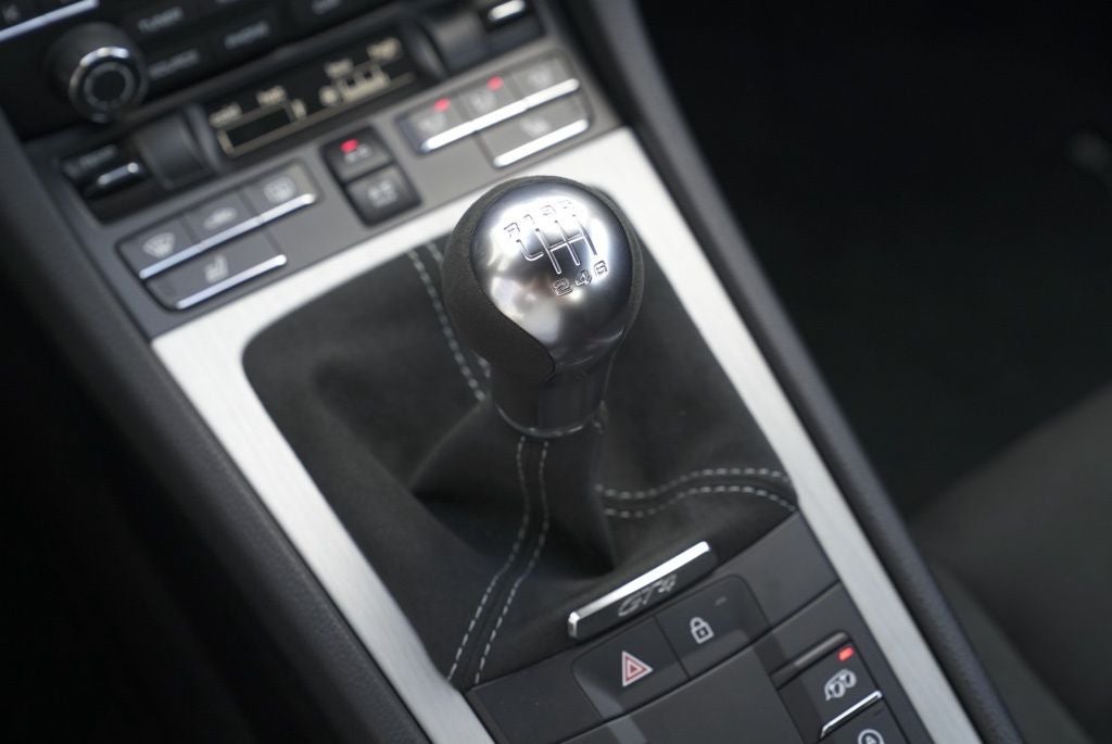 2023 Porsche 718 Cayman GT4