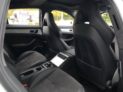 2021 Porsche Panamera GTS