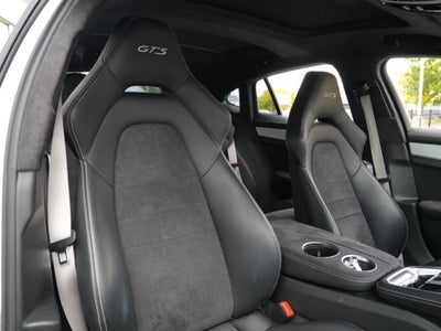 2021 Porsche Panamera GTS
