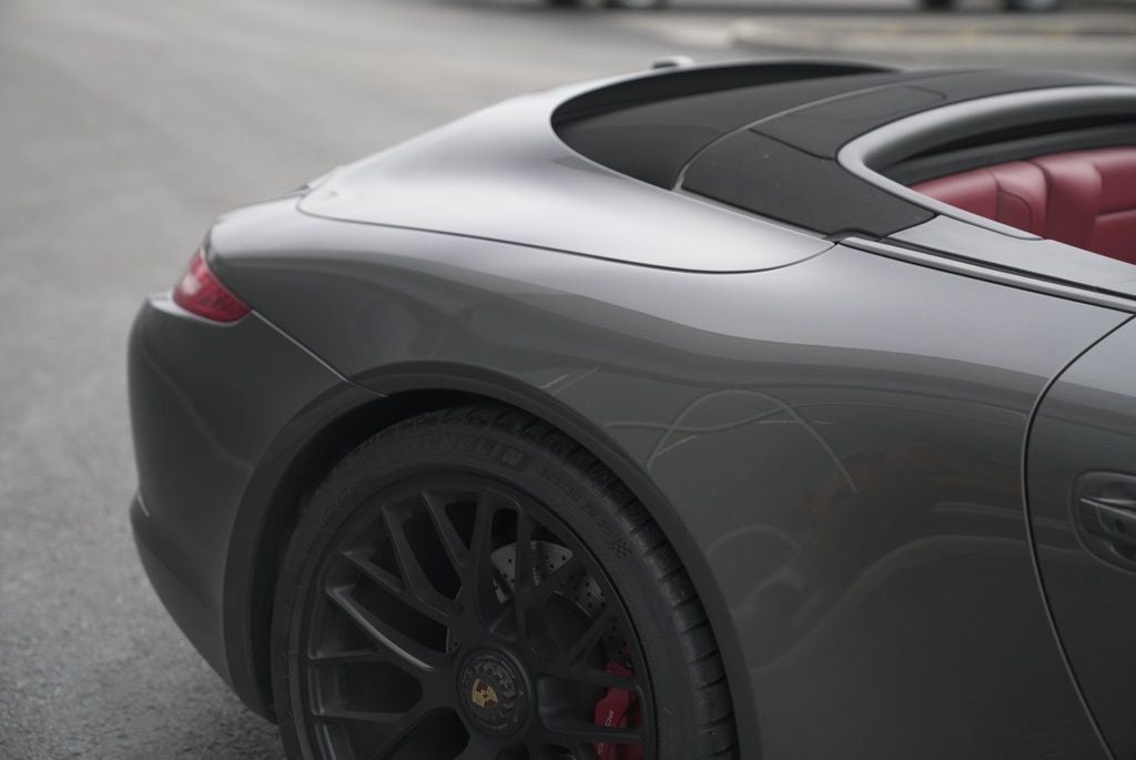 2016 Porsche 911 Carrera 4 GTS