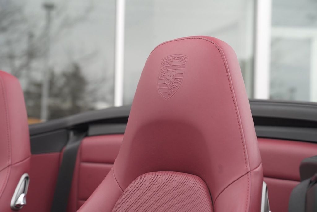 2016 Porsche 911 Carrera 4 GTS