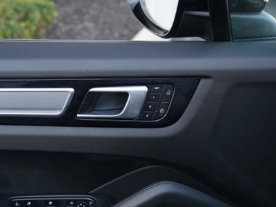 2022 Porsche Cayenne Platinum Edition