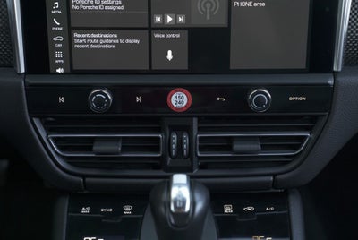 2023 Porsche Macan GTS