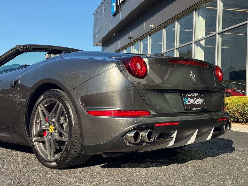 2016 Ferrari California T