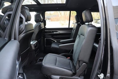 2023 Jeep Wagoneer Series II Carbide