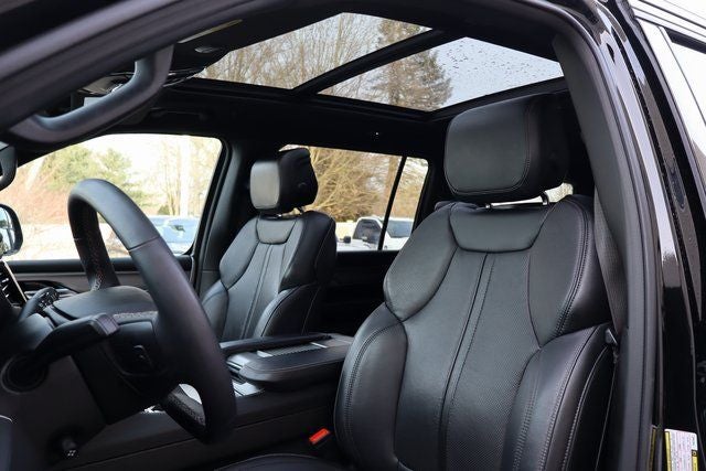 2023 Jeep Wagoneer Series II Carbide