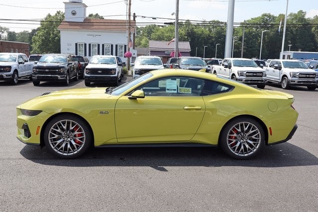 2025 Ford Mustang GT Premium
