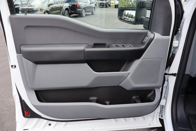 2025 Ford F-250SD XL w/8' Knapheide Steel Service Body