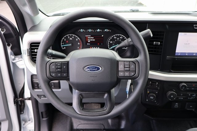 2025 Ford F-250SD XL w/8' Knapheide Steel Service Body