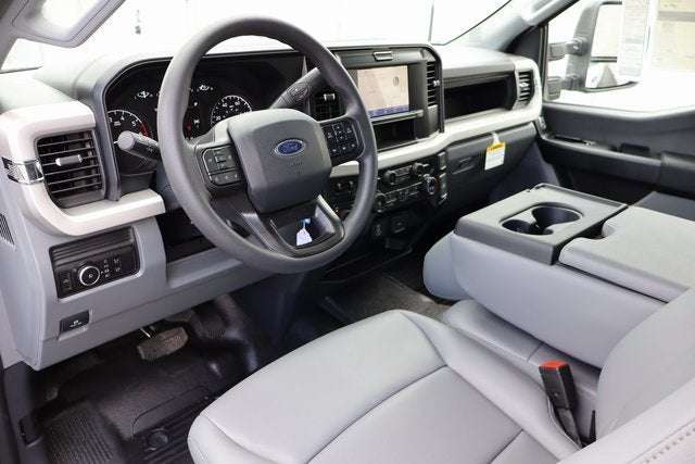 2025 Ford F-250SD XL w/8' Knapheide Steel Service Body