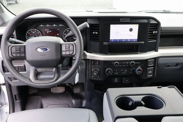 2025 Ford F-250SD XL w/8' Knapheide Steel Service Body