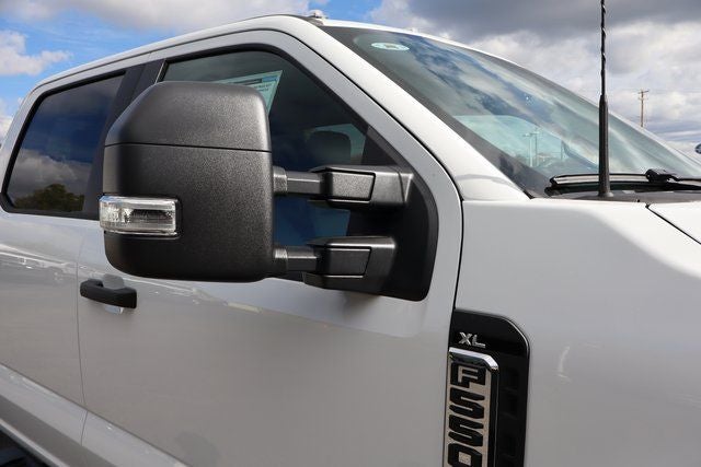 2026 Ford F-550SD XL DRW Chassis