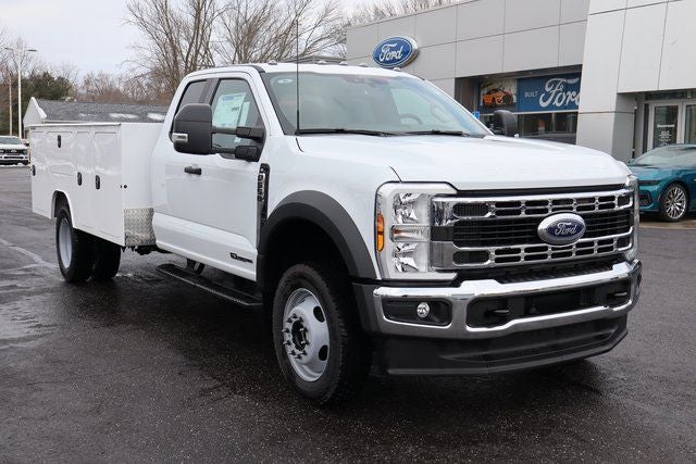 2026 Ford F-550SD XL DRW w/11' ABCO S-Series Service Body