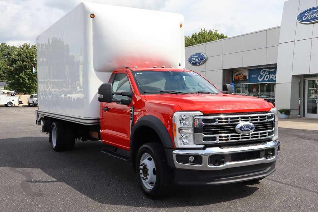 2023 Ford F-550SD XLT DRW w/ 16.5' Unicell Cargo Box