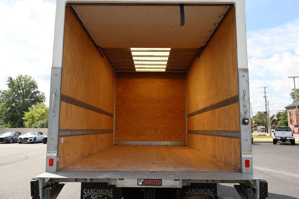 2023 Ford F-550SD XLT DRW w/ 16.5' Unicell Cargo Box