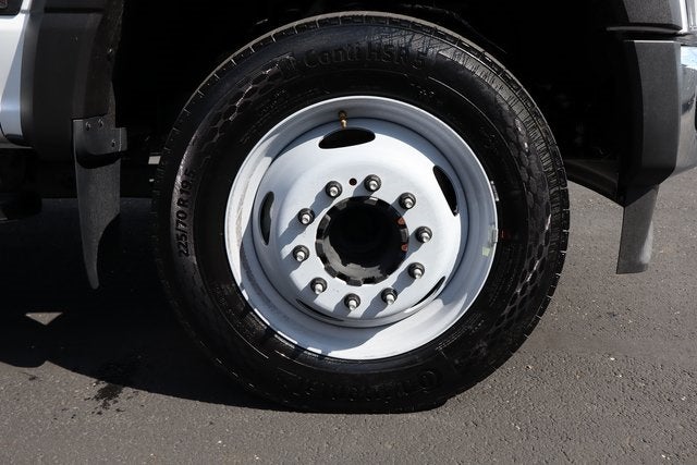 2025 Ford F-550SD XL DRW w/16' Morgan ProStake Stake Body