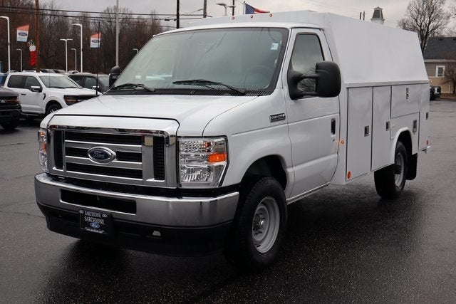 2025 Ford E-350SD Cutaway w/11' Reading Service Body