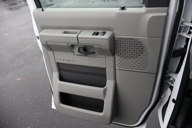 2025 Ford E-350SD Cutaway w/11' Reading Service Body