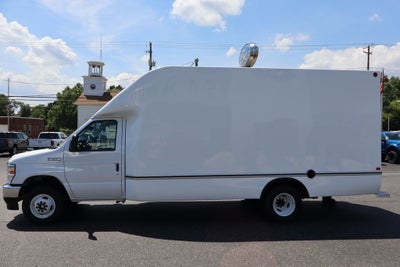 2027 Ford E-450SD Cutaway DRW w/16.5' Unicell Aerocell Body