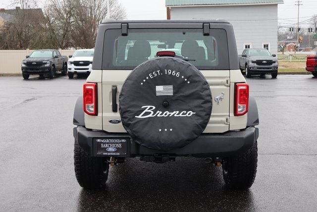 2025 Ford Bronco Base