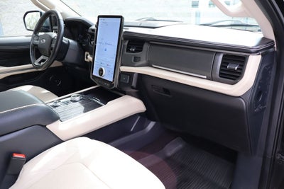 2023 Ford Expedition Platinum